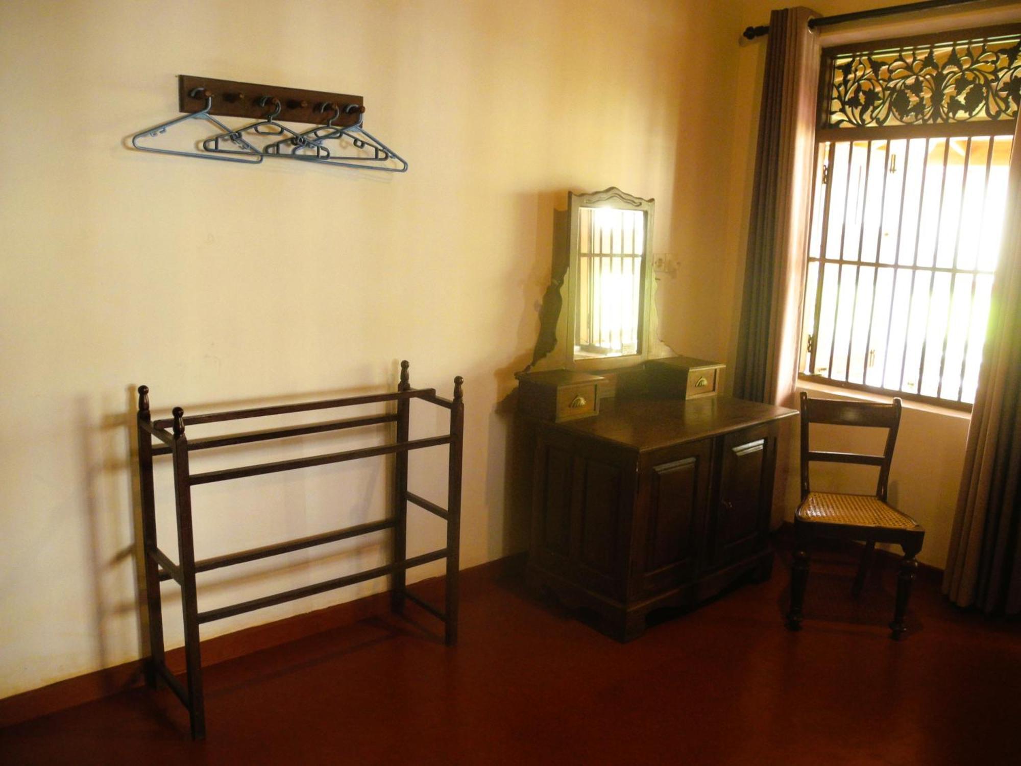 Top Of The Hill Guesthouse Велігама Екстер'єр фото
