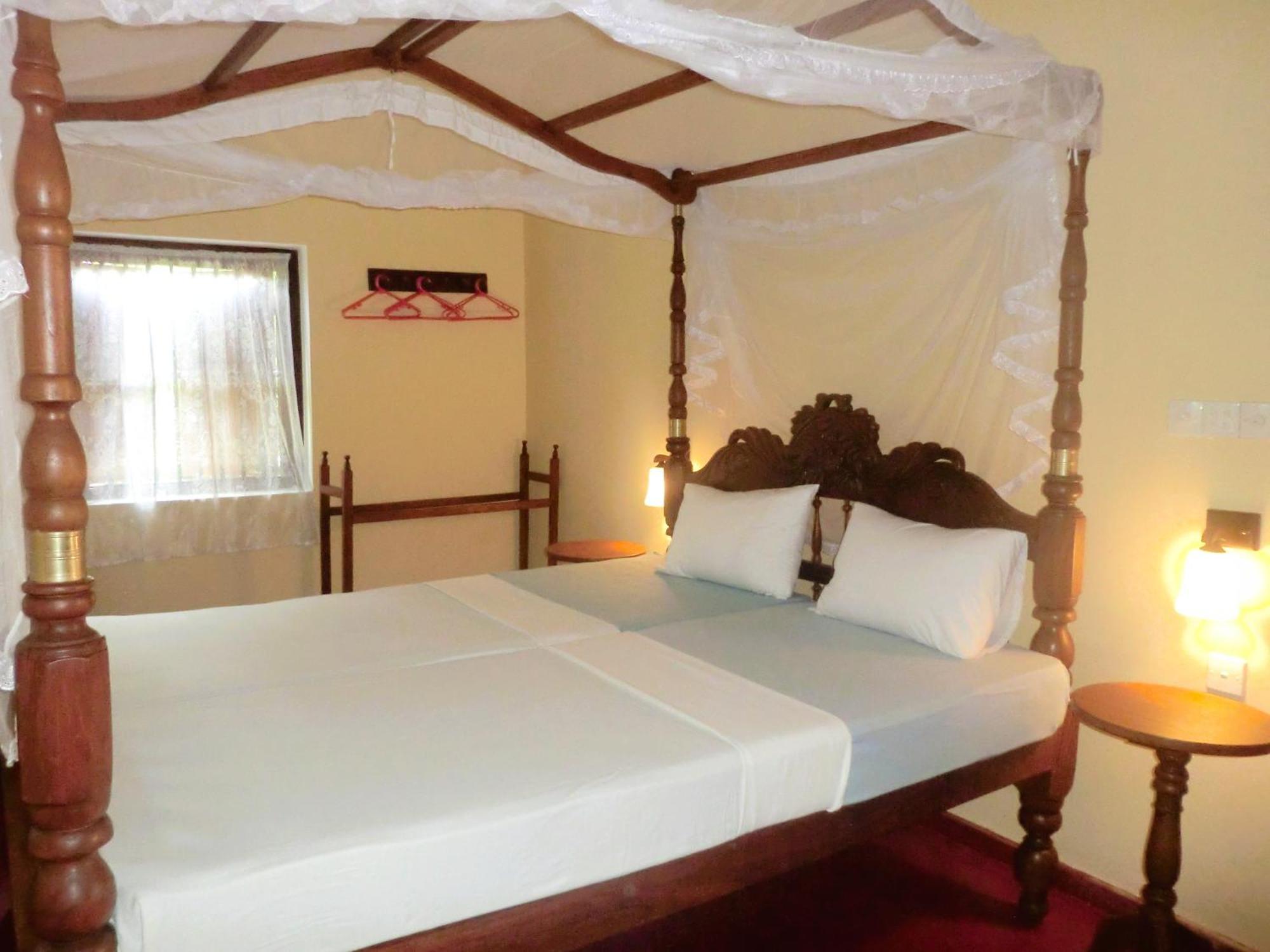 Top Of The Hill Guesthouse Велігама Номер фото